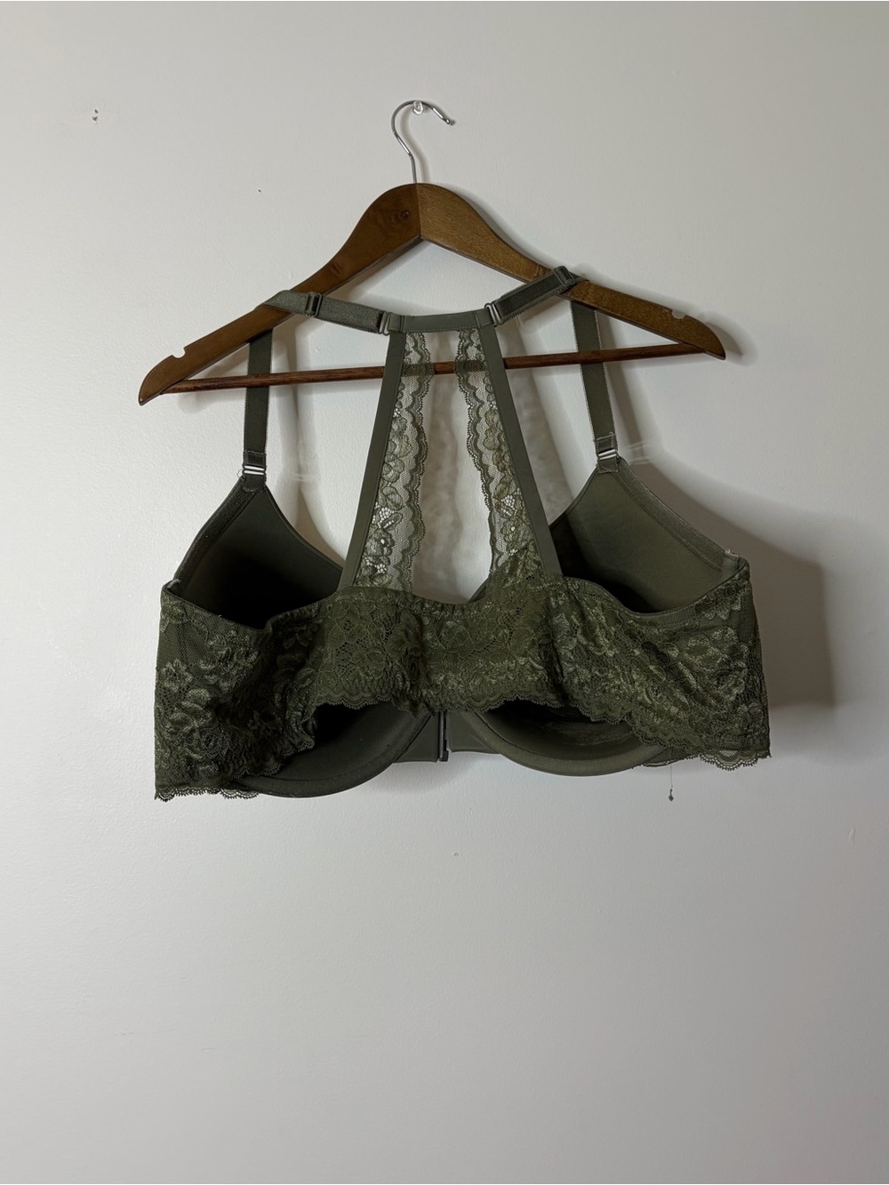 Torrid Curve Bra Bundle 48DD - Picture 6 of 8